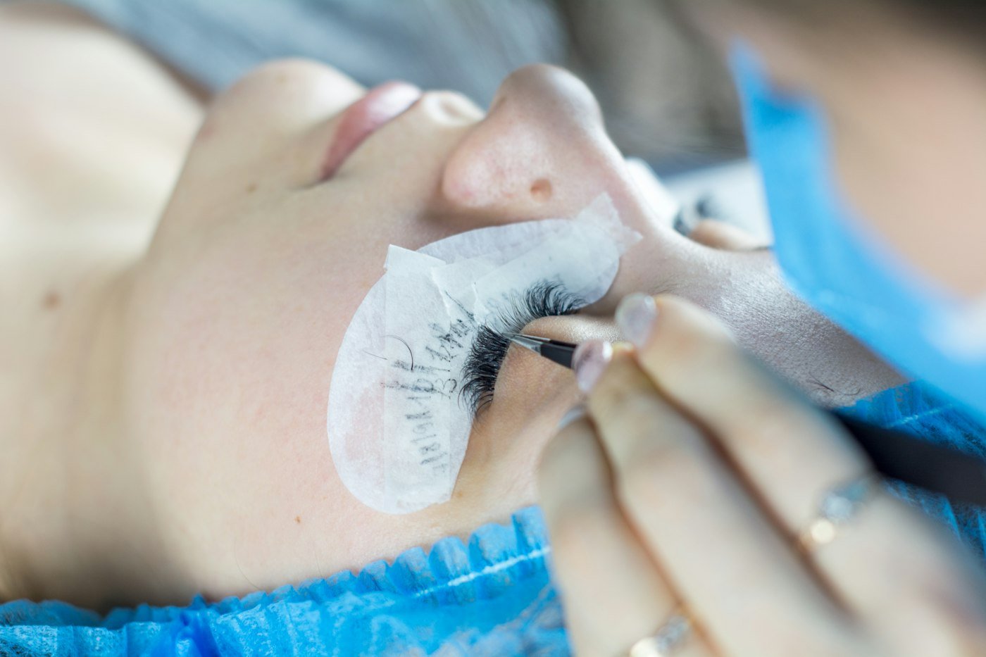 Soin des cils en institut